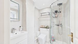 Photo 16- click for photo gallery